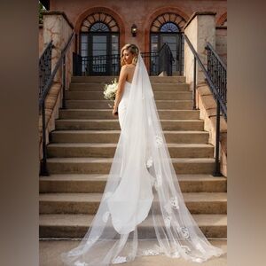 Grace Loves Lace White Floral Veil